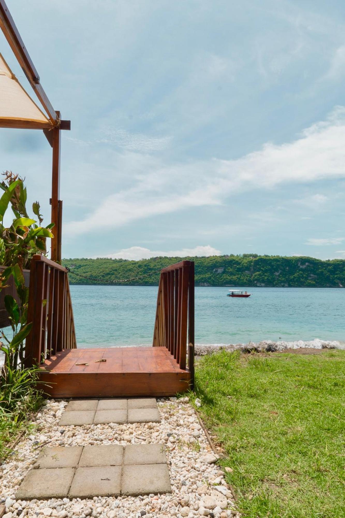 Beachfront Luxury Dome Villas - Gamat Bay Resort Nusa Penida Zewnętrze zdjęcie