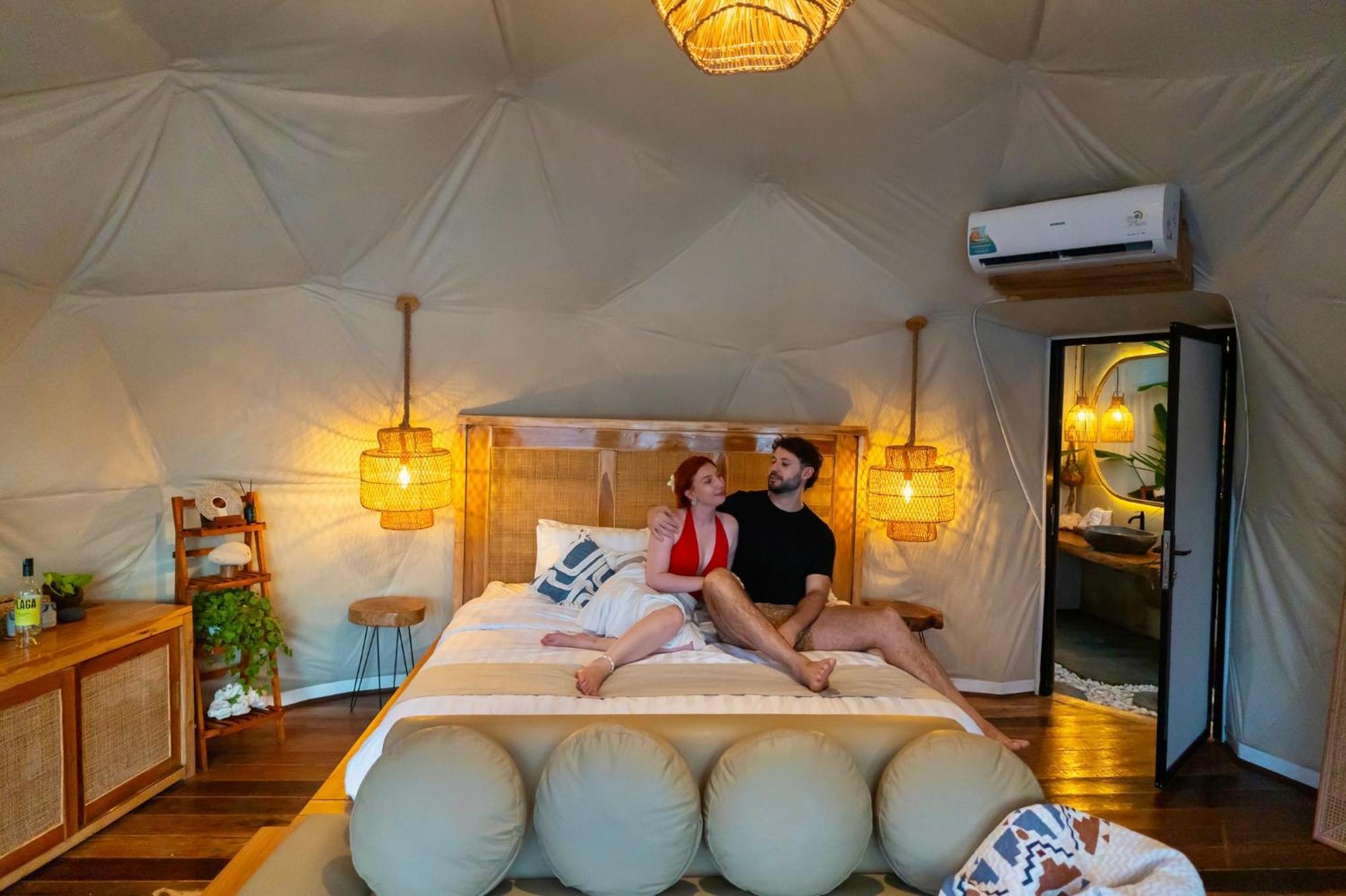 Beachfront Luxury Dome Villas - Gamat Bay Resort Nusa Penida Zewnętrze zdjęcie